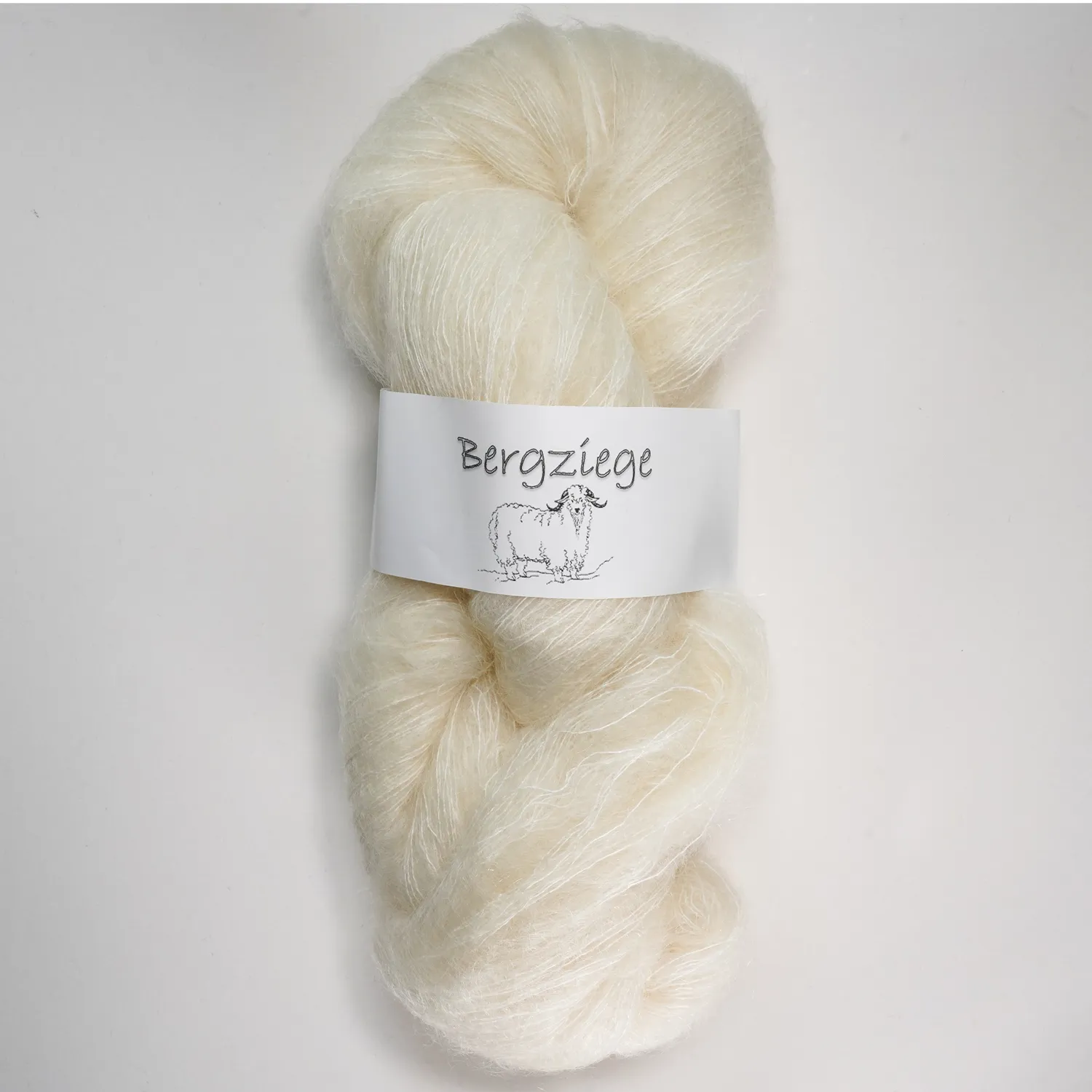 schmusewolle-bergziege “Bergziege” 9/1, 80 % Mohair/20 % Polyamide – 100 gr skein – mulesing free