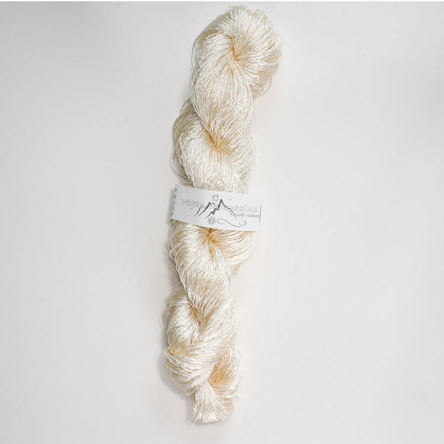 schmusewolle-vegan-mountains-100-viskose “Vegan Mountains” 34/2x4, 100 % rayon – 100 gr skein