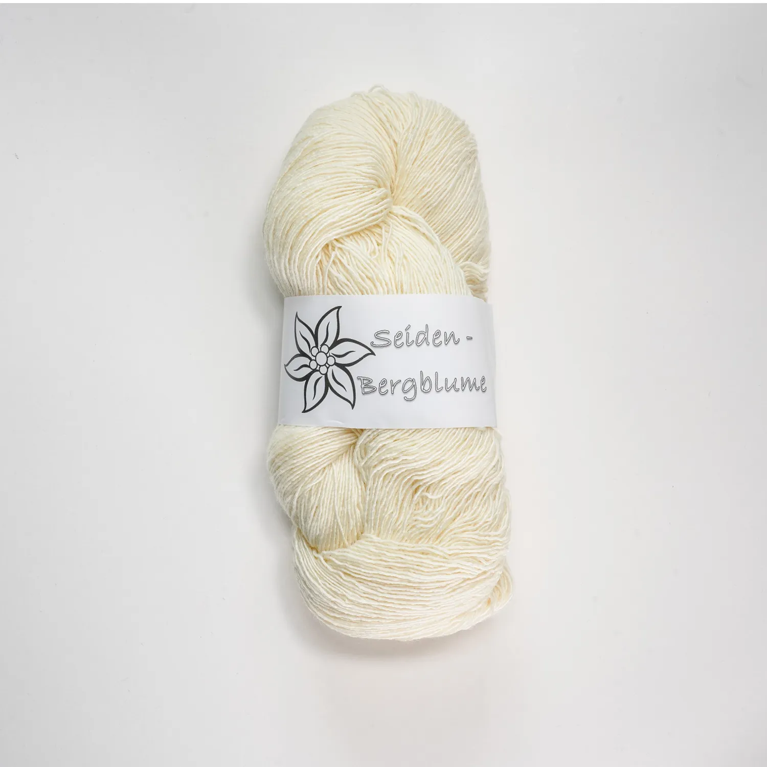 schmusewolle-seiden-bergblume “Seiden Bergblume” 6/1, 70 % wool/30 % silk – 100 gr skein – mulesing free