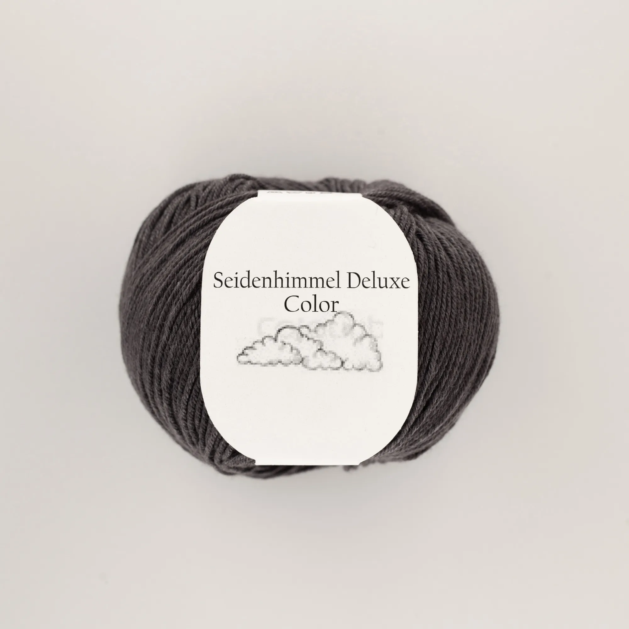24 “Seidenhimmel Deluxe” 24 anthracite, 50 gr balls – 75 % Merino wool extra fine/25 % silk