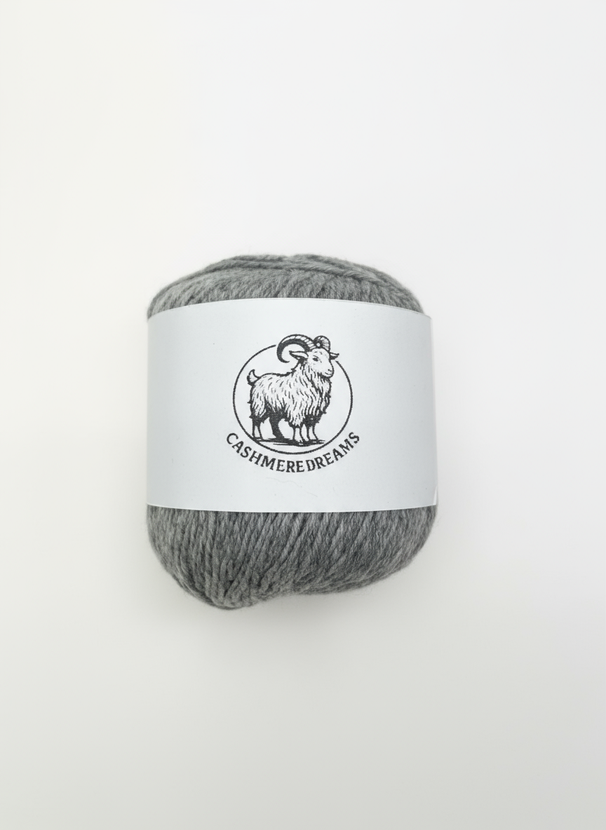 Cashmere Dreams 12 Grau - 50 gr Knäuel - 100% Kaschmir Cashmere Dreams 12 Grau - 50 gr Knäuel - 100% Kaschmir
