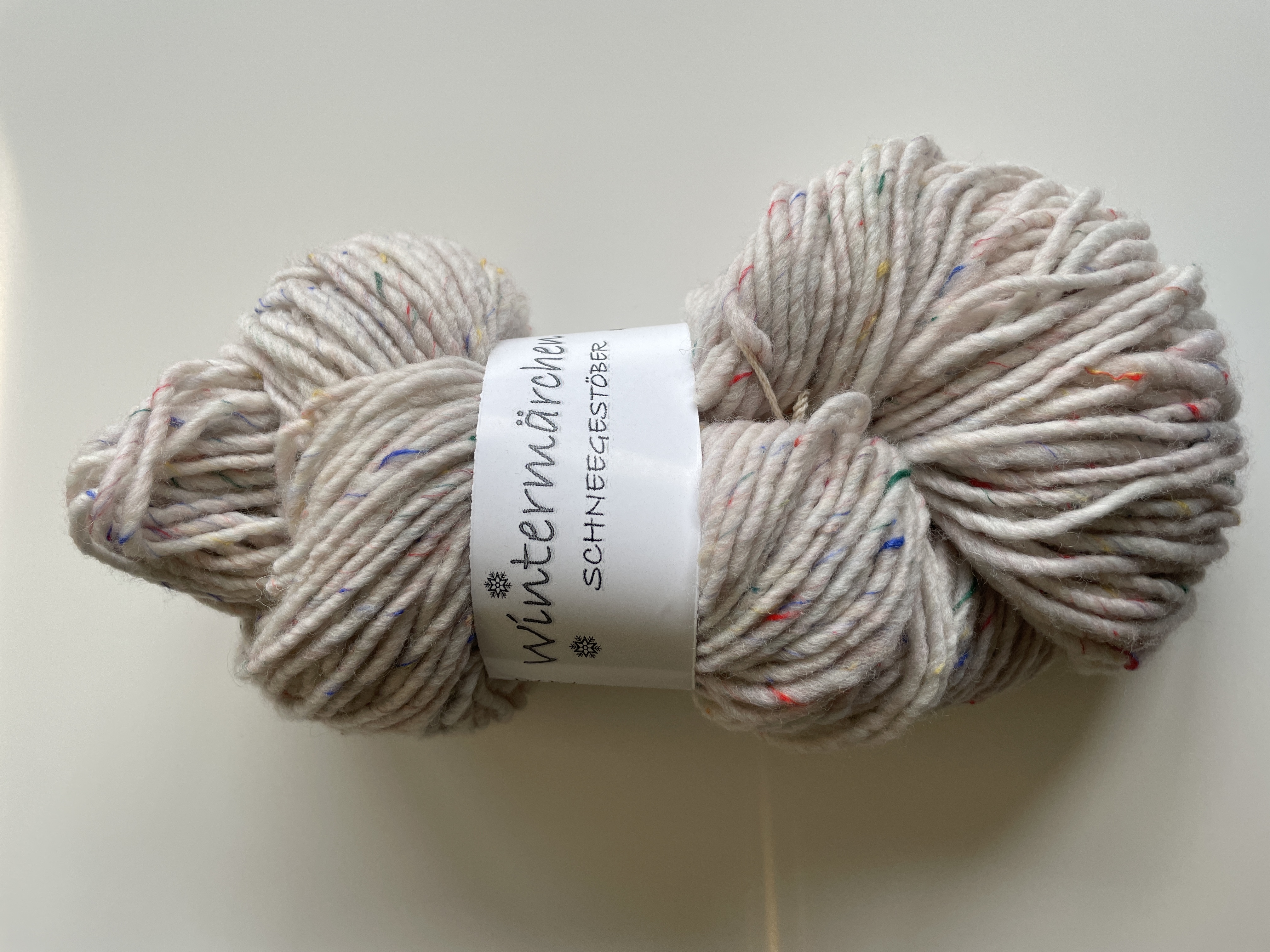 IMG_3018 Wintermärchen Schneegestöber 2/1 - 88% Wolle / 12% Viskose - 100 gr Strang - Mulesingfrei