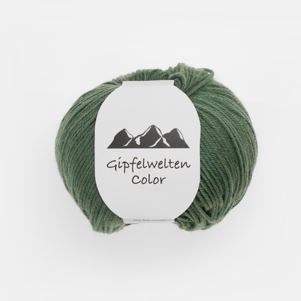 “Gipfelwelten Color” 07 green, 50 gr balls – 75 % Merino wool extra fine/25 % Polyamide