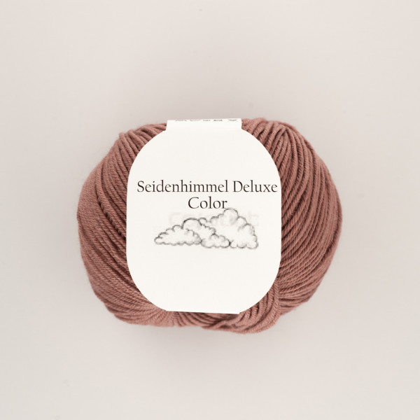 “Seidenhimmel Deluxe” 19 rosewood, 50 gr balls – 75 % Merino wool extra fine/25 % silk