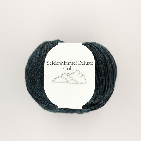 “Seidenhimmel Deluxe” 03.1 shadow, 50 gr balls – 75 % Merino wool extra fine/25 % silk